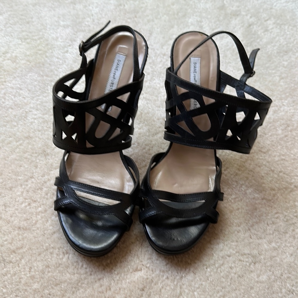 Diane Von Furstenberg black laser cut heels/sandals